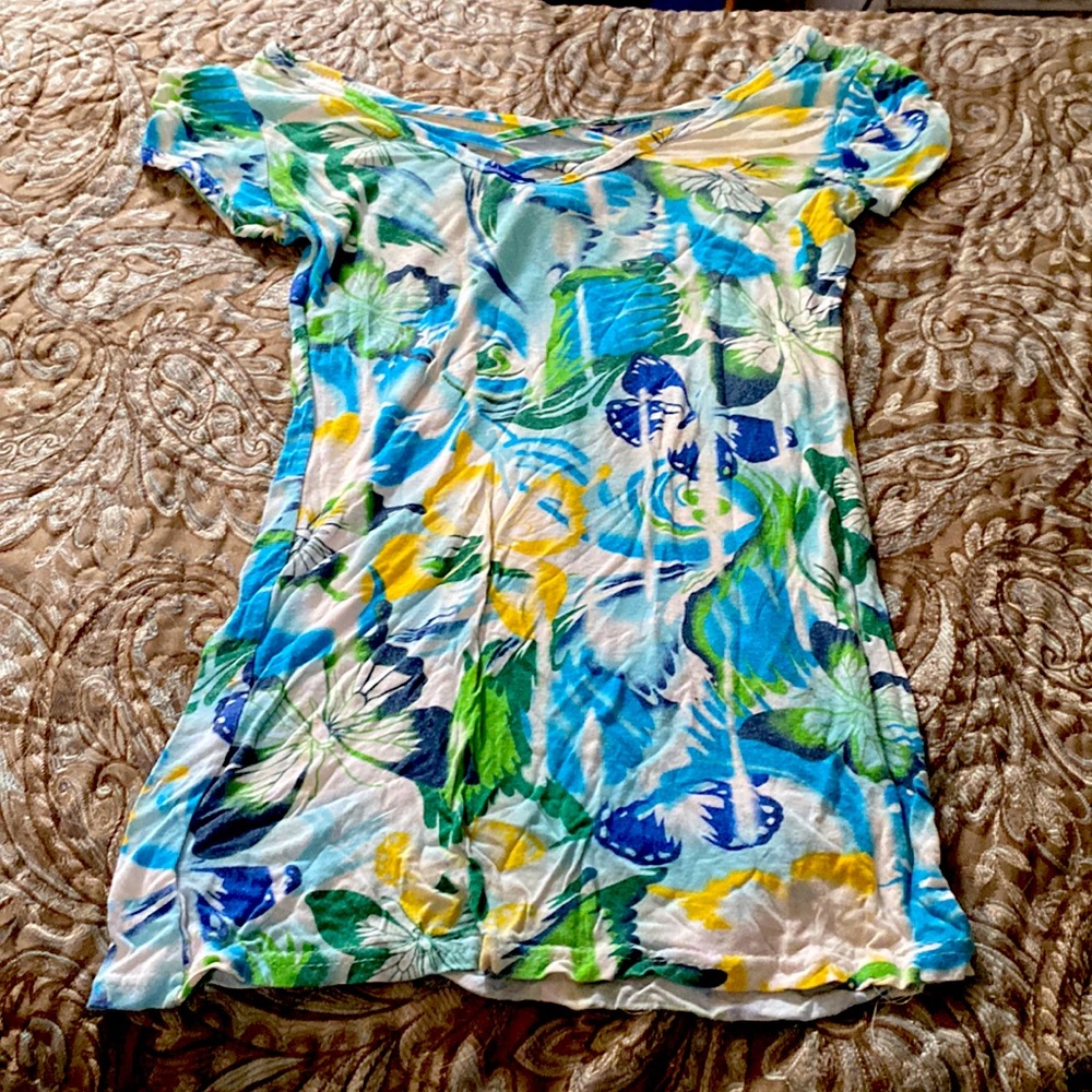 Woman’s butterfly blouse, size S; Can’t miss!